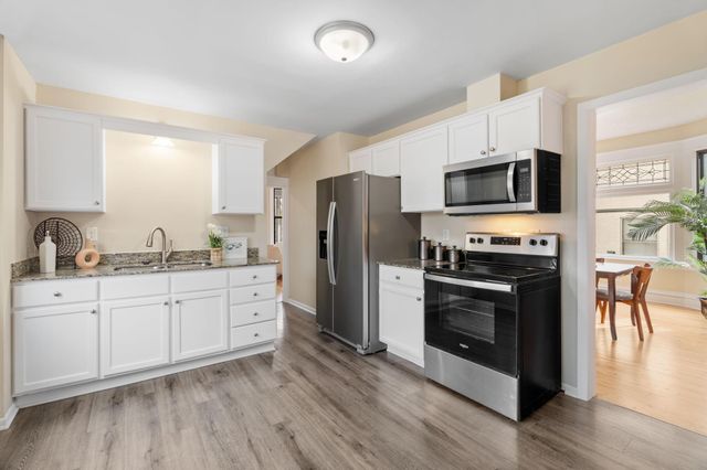 1032 Minnehaha Avenue E, Saint Paul, MN 55106