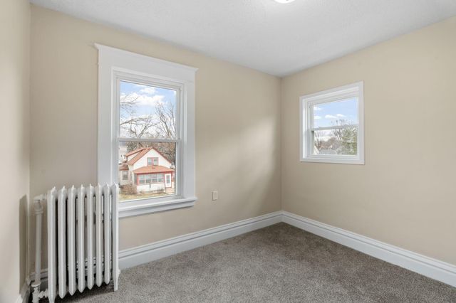 1032 Minnehaha Avenue E, Saint Paul, MN 55106