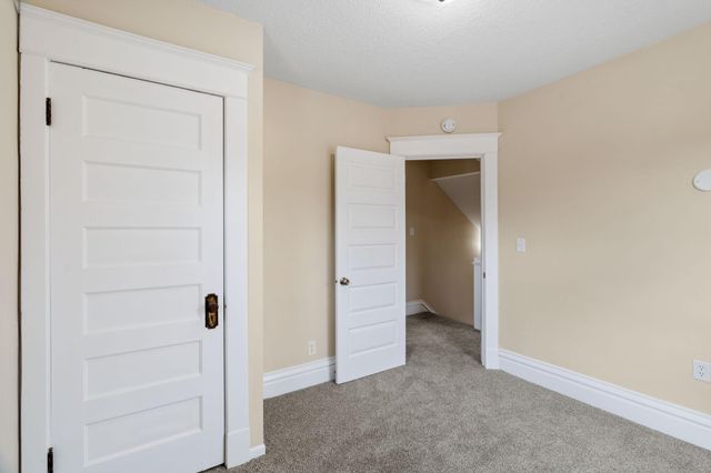 1032 Minnehaha Avenue E, Saint Paul, MN 55106