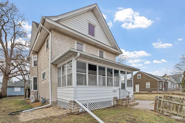 1032 Minnehaha Avenue E, Saint Paul, MN 55106