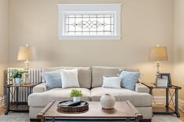 1032 Minnehaha Avenue E, Saint Paul, MN 55106