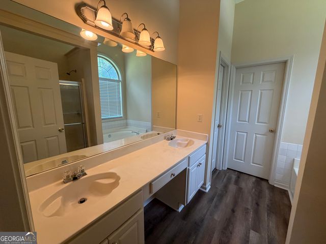 363 Brook Lea Cove, Lawrenceville, GA 30044