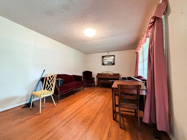 206 Myrtle Beach Highway, Sumter, SC 29153