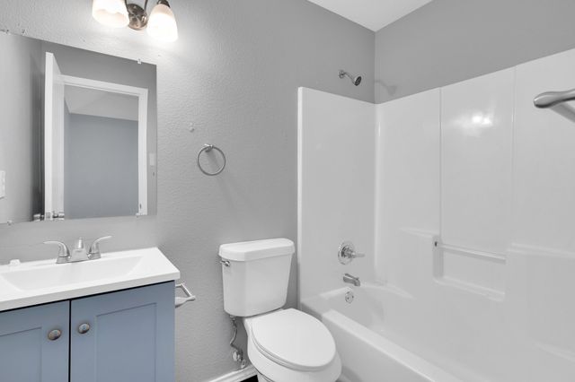 2520 Fatima Avenue, Dallas, TX 75241