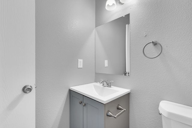 2520 Fatima Avenue, Dallas, TX 75241