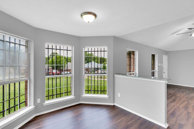 2520 Fatima Avenue, Dallas, TX 75241