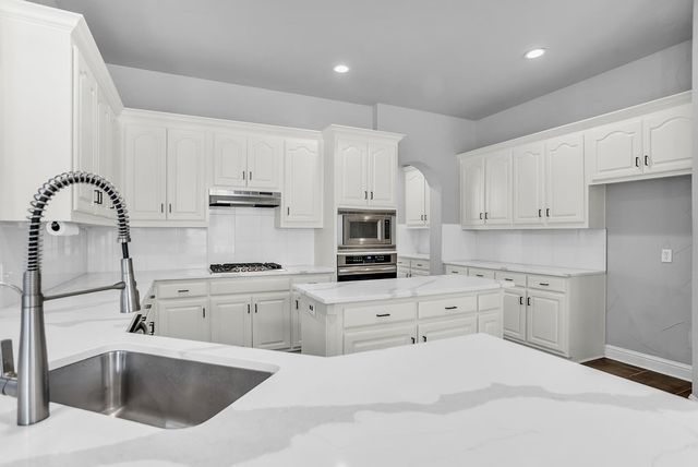 1811 Saint Johns Avenue, Allen, TX 75002