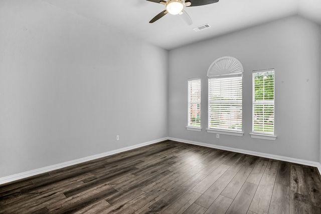 1811 Saint Johns Avenue, Allen, TX 75002