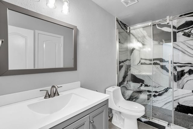 1811 Saint Johns Avenue, Allen, TX 75002
