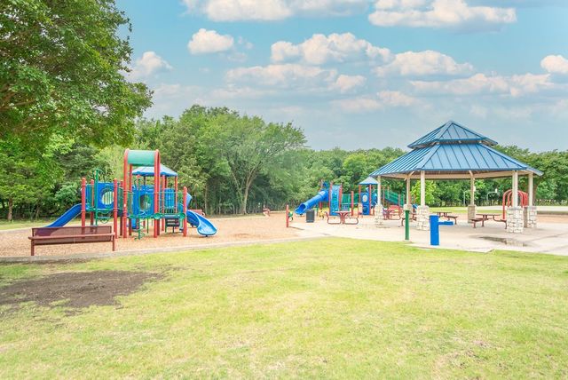 1811 Saint Johns Avenue, Allen, TX 75002