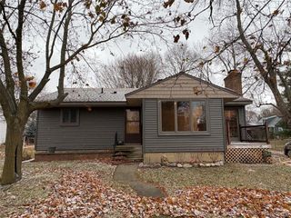 121 Wilkinson, Chelsea, MI 48118