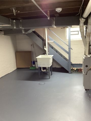 1016 Porter St, Mckeesport, PA 15132