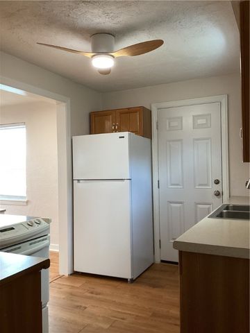 1016 Porter St, Mckeesport, PA 15132