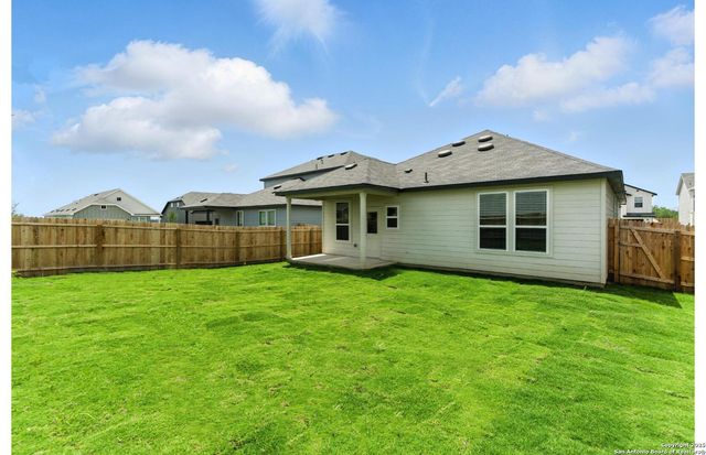 925 Heartseed Avenue, New Braunfels, TX 78130