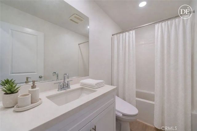 2239 Melogold way, Corona, CA 92883