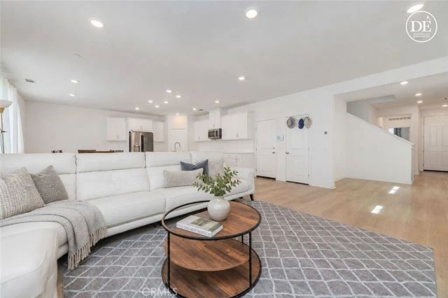 2239 Melogold way, Corona, CA 92883