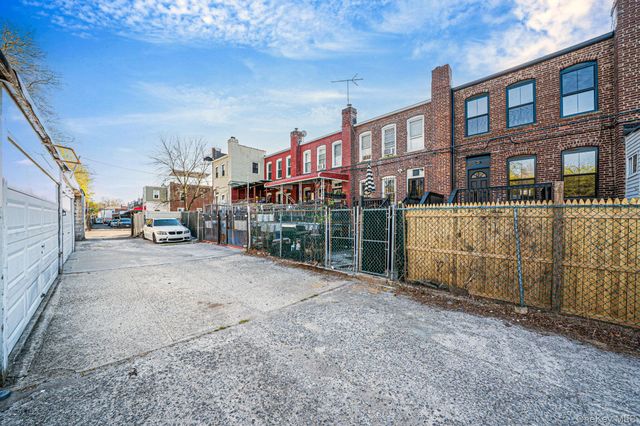 1139 Brooklyn Avenue, Brooklyn, NY 11203