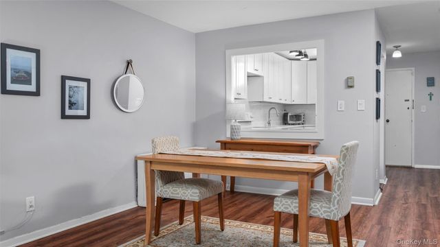 20 Old Mamaroneck Road 2D, White Plains, NY 10605