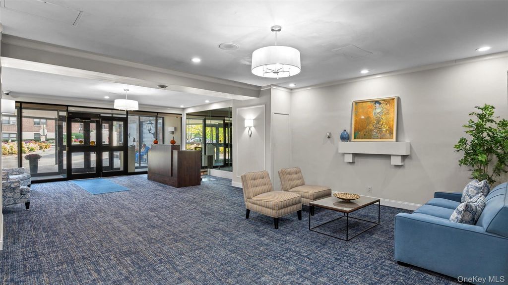 20 Old Mamaroneck Road 2D, White Plains, NY 10605