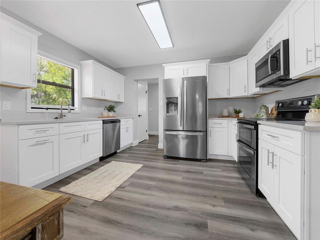 6112 N 23RD STREET, Tampa, FL 33610