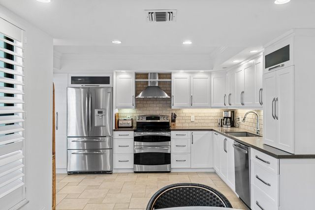 3944 Quail Ridge Dr Drive N Egret, Boynton Beach, FL 33436