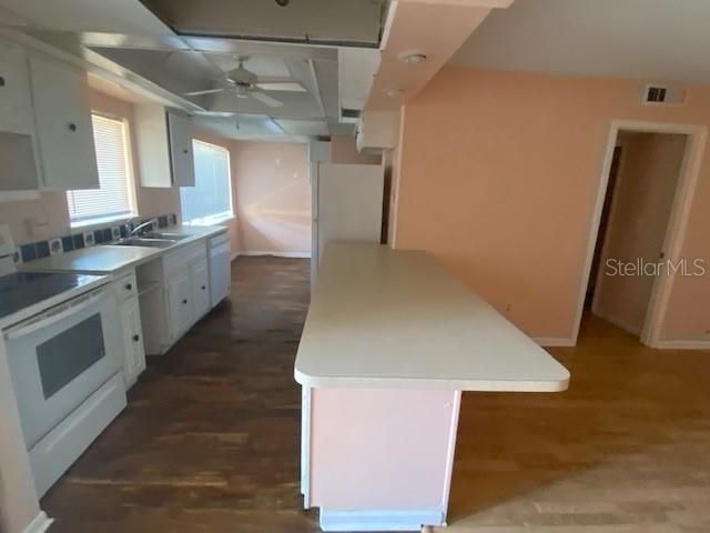 6301 NEWTOWN CIRCLE 1A3, Tampa, FL 33615