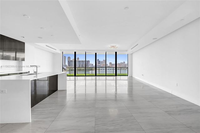 3300 NE 188th St 615, Aventura, FL 33180