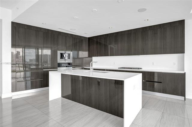 3300 NE 188th St 615, Aventura, FL 33180