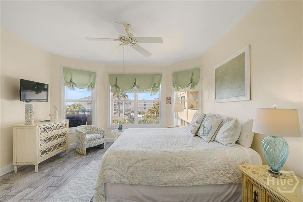Image 17 of property listing at 214 Butler Avenue 205, Tybee Island, GA 31328