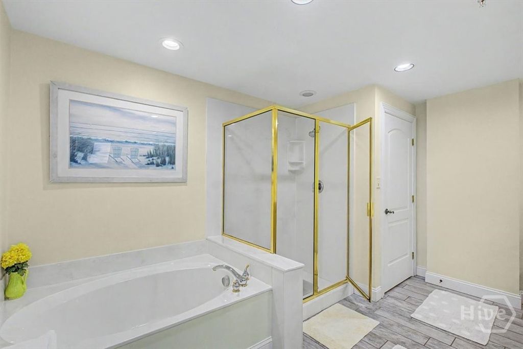 Image 27 of property listing at 214 Butler Avenue 205, Tybee Island, GA 31328