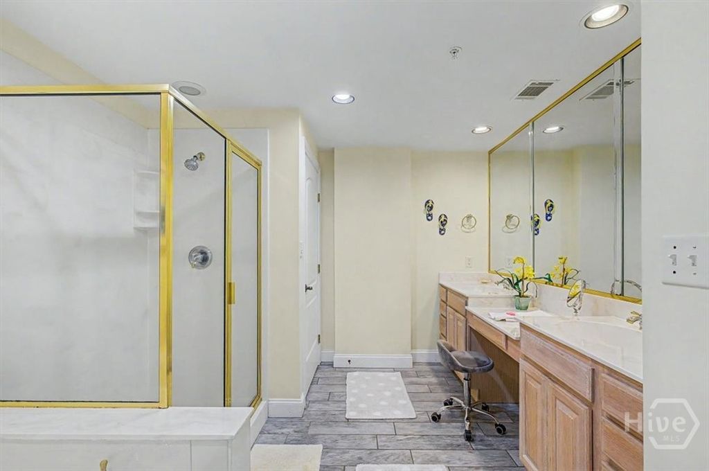 Image 30 of property listing at 214 Butler Avenue 205, Tybee Island, GA 31328