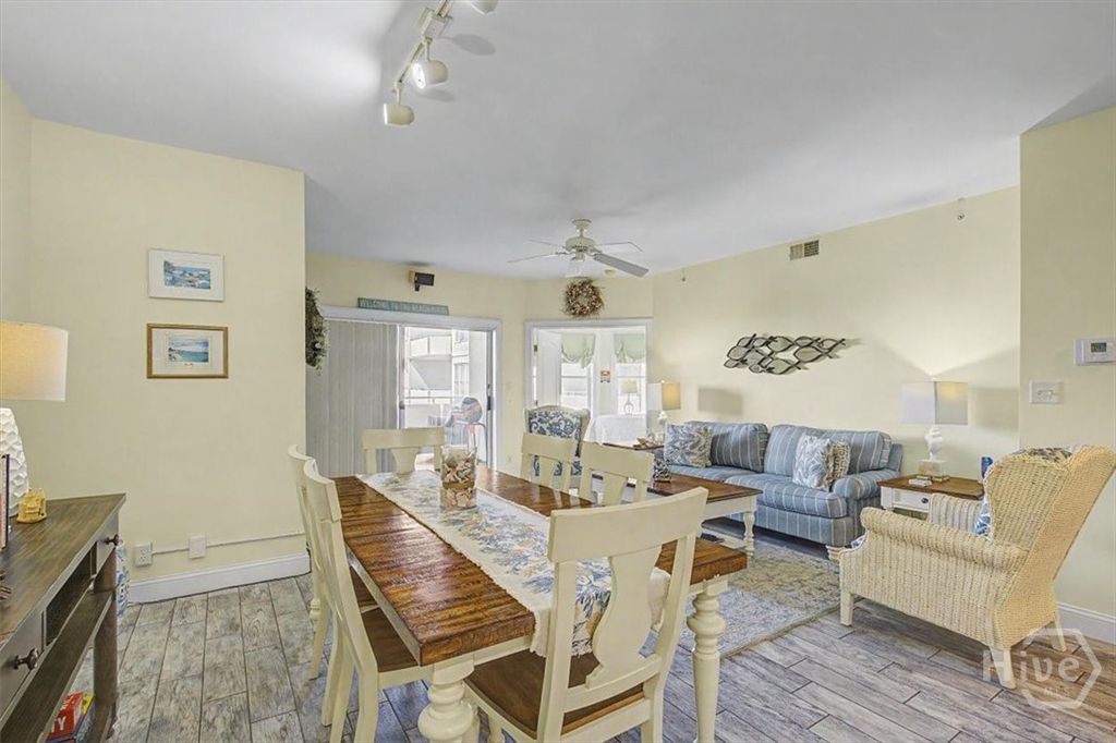 Image 7 of property listing at 214 Butler Avenue 205, Tybee Island, GA 31328
