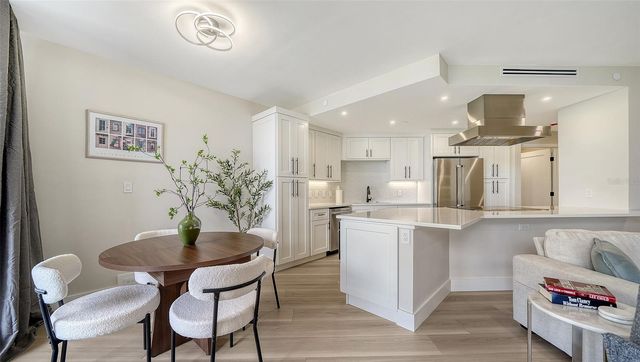 1211 GULF OF MEXICO DRIVE 105, Longboat Key, FL 34228