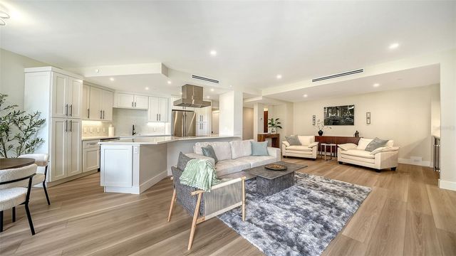 1211 GULF OF MEXICO DRIVE 105, Longboat Key, FL 34228