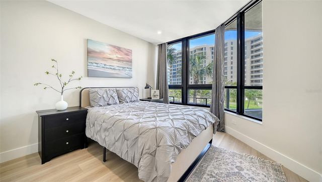 1211 GULF OF MEXICO DRIVE 105, Longboat Key, FL 34228