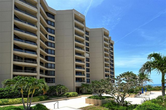 1211 GULF OF MEXICO DRIVE 105, Longboat Key, FL 34228