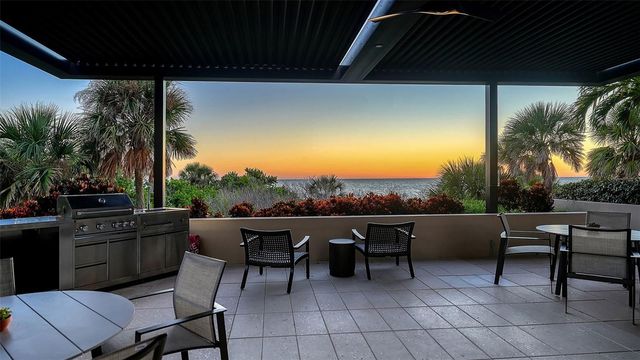 1211 GULF OF MEXICO DRIVE 105, Longboat Key, FL 34228