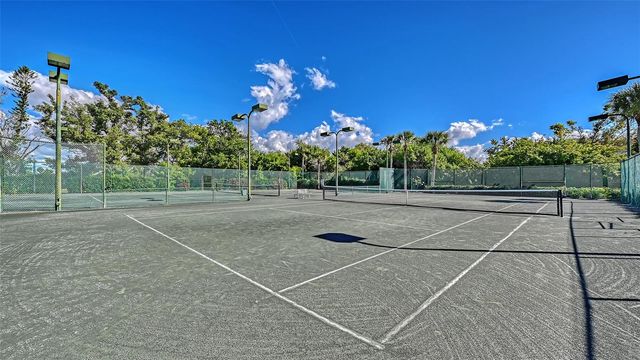 1211 GULF OF MEXICO DRIVE 105, Longboat Key, FL 34228