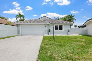 15037 Brighton Lane, Davie, FL 33331