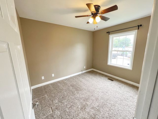 124 Summerlin Dr, Gallatin, TN 37066