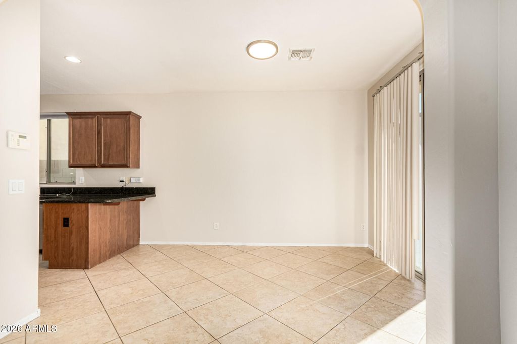 Image 11 of property listing at 1629 W LACEWOOD Place, Phoenix, AZ 85045