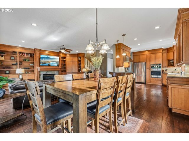 15630 Sw BRIGHTON Ct, Beaverton, OR 97007
