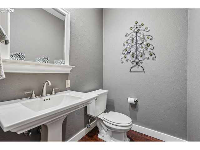 15630 Sw BRIGHTON Ct, Beaverton, OR 97007