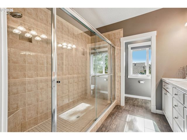 15630 Sw BRIGHTON Ct, Beaverton, OR 97007