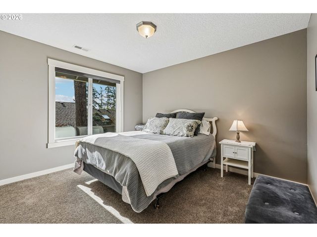 15630 Sw BRIGHTON Ct, Beaverton, OR 97007