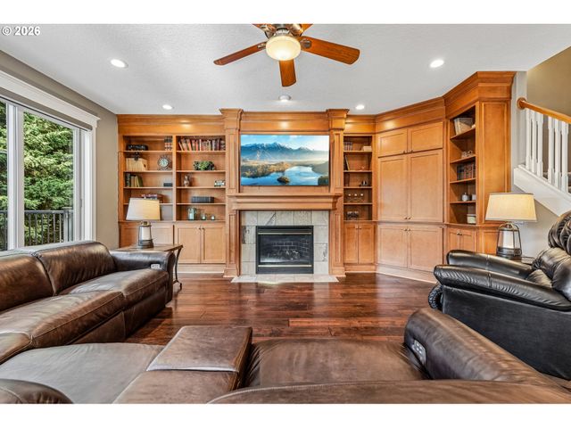 15630 Sw BRIGHTON Ct, Beaverton, OR 97007