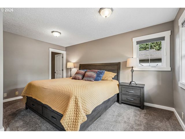 15630 Sw BRIGHTON Ct, Beaverton, OR 97007
