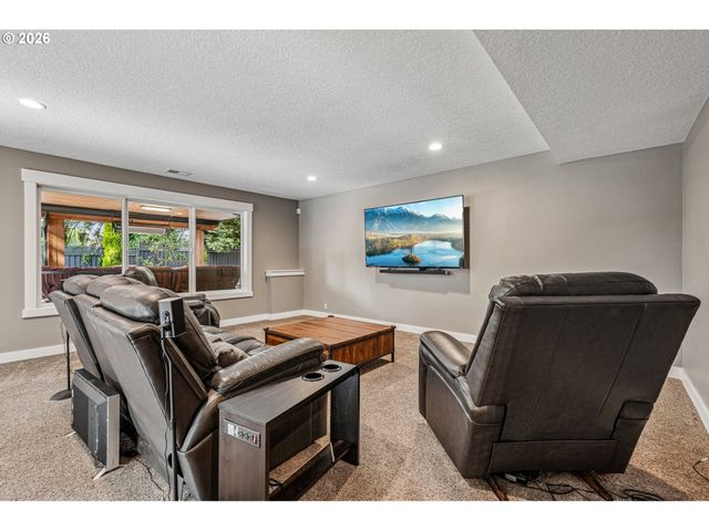 15630 Sw BRIGHTON Ct, Beaverton, OR 97007