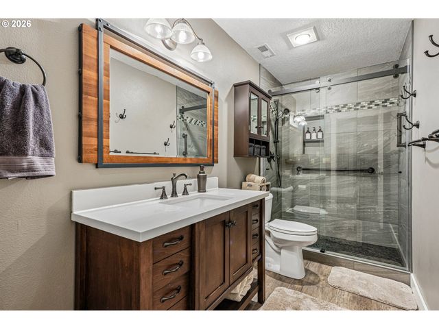 15630 Sw BRIGHTON Ct, Beaverton, OR 97007