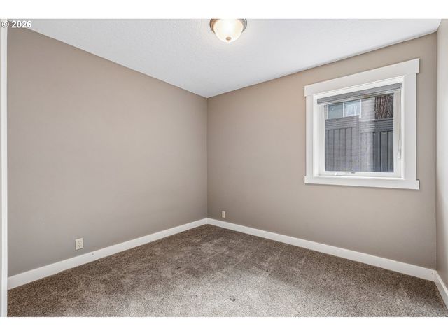 15630 Sw BRIGHTON Ct, Beaverton, OR 97007